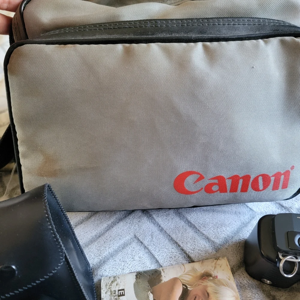 Vintage Canon 35mm Film Camera With Bag, Instructions, 277T Flash Tested Working